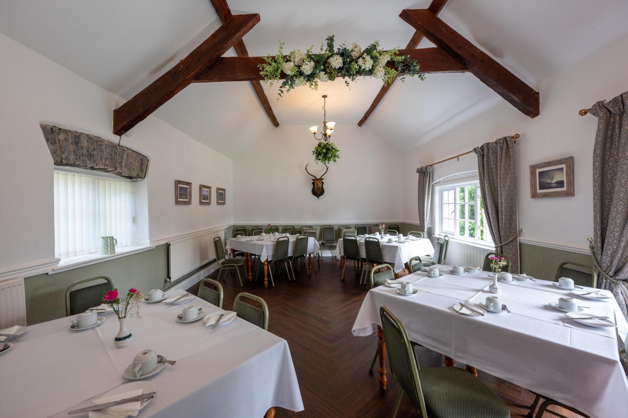Hotel Nant Yr Odyn Country & Restaurant Ltd